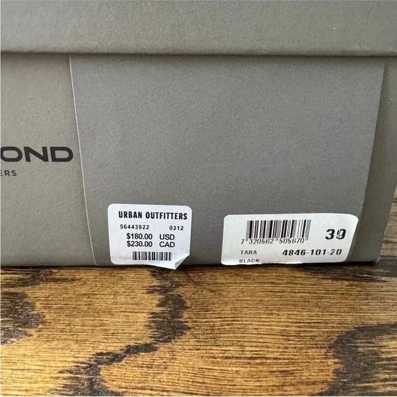 Vagabond Tara Black Chelsea Boots size 39 - Picture 3 of 10